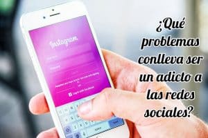 persona-entrando-a-Instagran-y-otras-redes-sociales-desde-el-movil