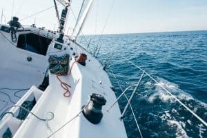 evitar marearse en barco
